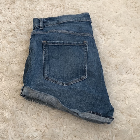 Garage Jean Shorts - Picture 2 of 2